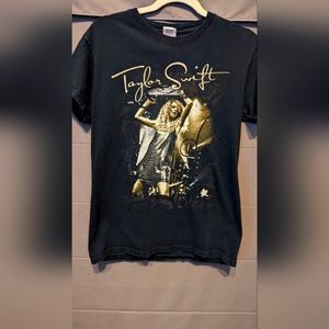 Vintage Taylor Swift 'Fearless Tour' T-Shirt